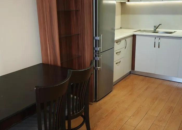 One Bedroom 2 - Restaurant Stadium